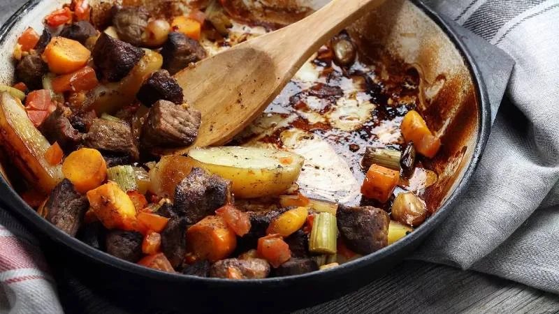 Les 20 Meilleures Recettes de Ragoût d'Agneau pour Réchauffer vos Soirées
