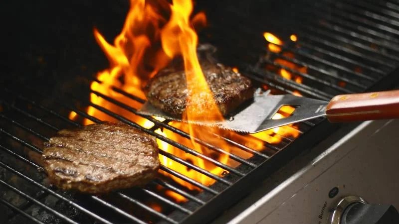 La Méthode de Cuisson au Gril