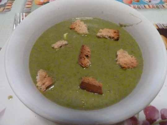 Soupe aux fanes de navets