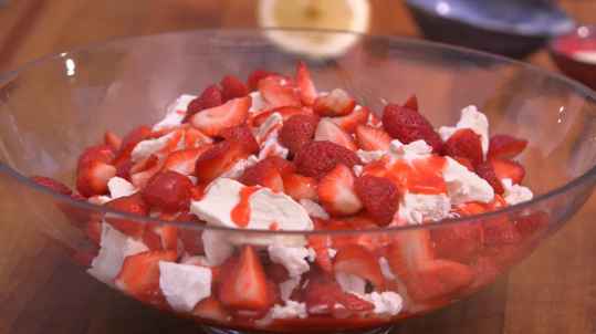 Fraises à la crème XXL par Laurent Mariotte