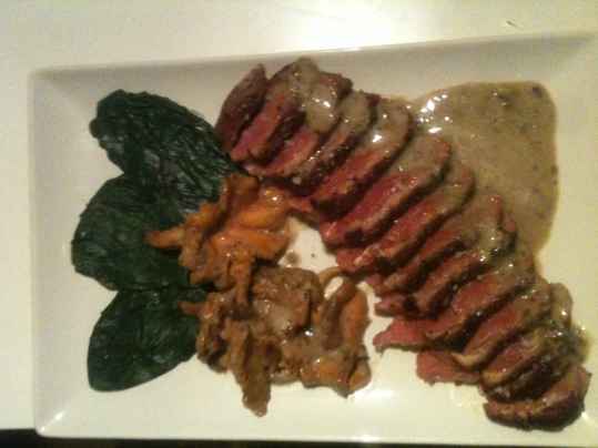 Magret de canard forestier aux épinards