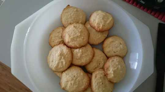 Noisettins (petits fours)