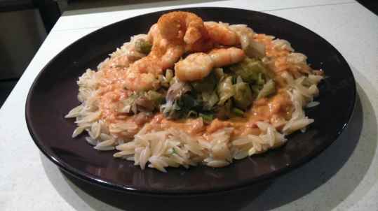 Scampis au curry et poireaux