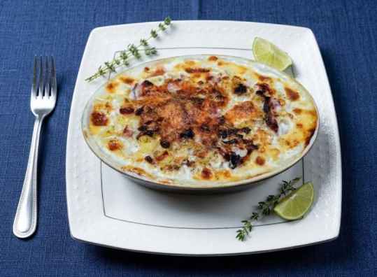 Gratin de pommes de terre crémeux au Reblochon