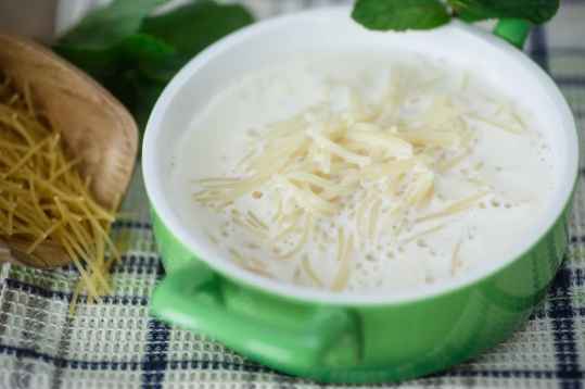 Pâtes étoiles au fromage fondu