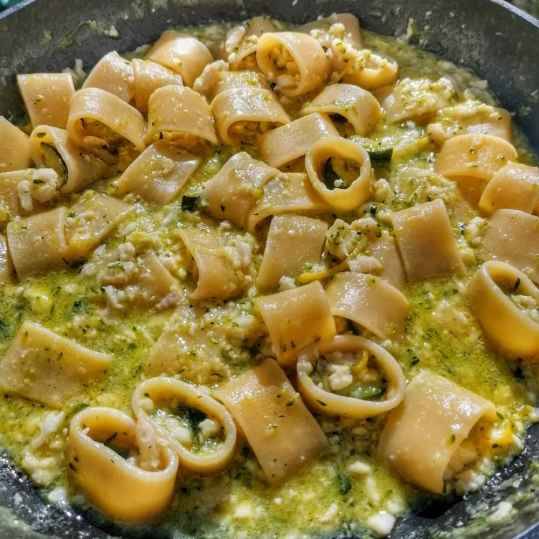 Pâtes courgettes filets de sole huile d'olive et citron