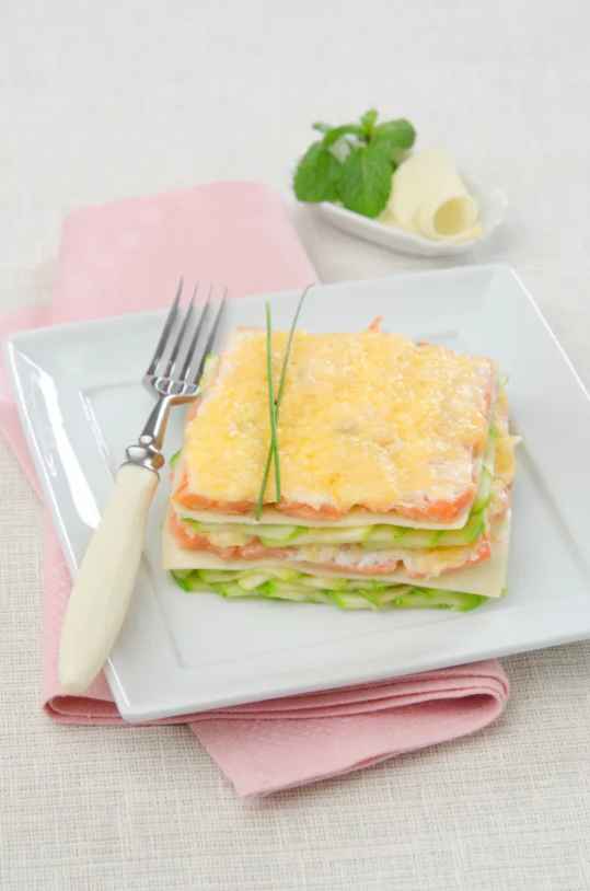 Lasagnes de saumon, poireaux et feta