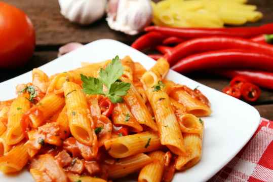 Pennes sauce tomate à ma façon