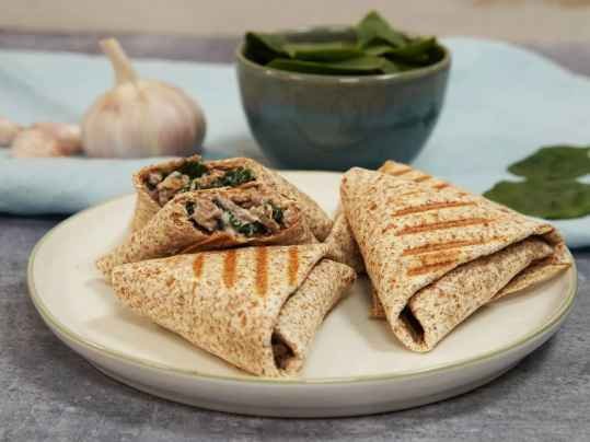 Wraps triangles aux épinards et au boeuf