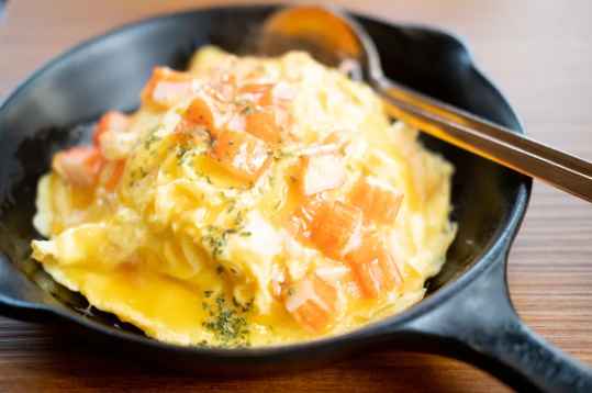 Oeufs brouillés au surimi