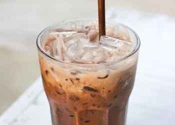 Café frappé (café glacé grec)