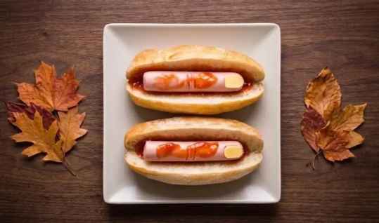 Hot-dogs doigts de sorcière