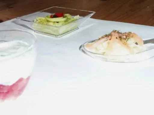 Verrines d'Elise : tomates tzatziki, courgettes-poivron et radis noir saumon fumé
