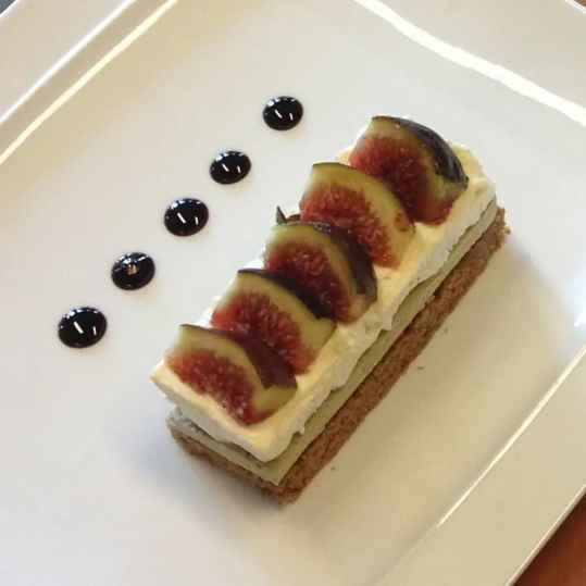 Tiramisu foie gras, pain d'épices et figue