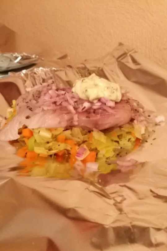 Lieu noir sauce béarnaise en papillote