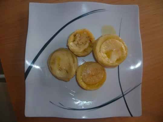 Canapés de fonds d'artichauts et chèvre