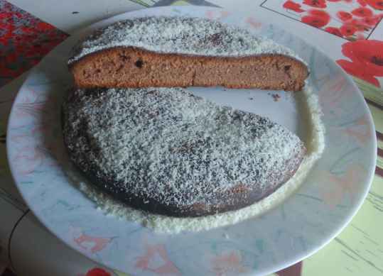 Gâteau au yaourt à la noix de coco et nappage chocolat