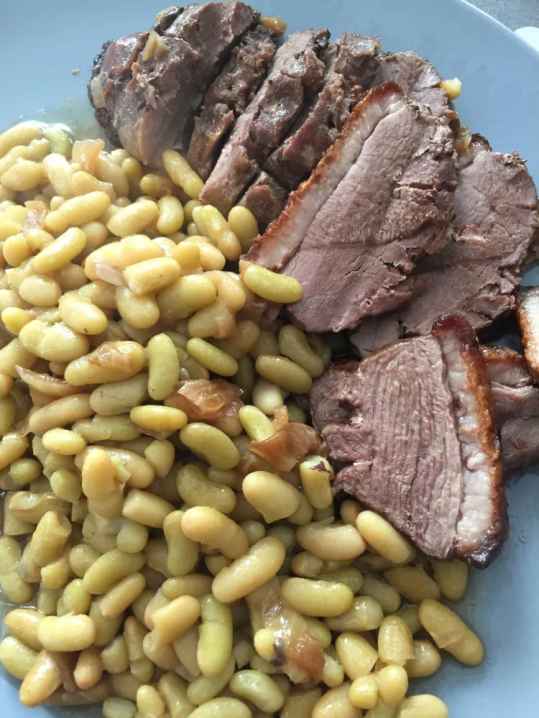Magret de canard et sa fondue d'oignons
