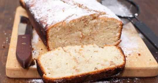 Gâteau de semoule aux noisettes