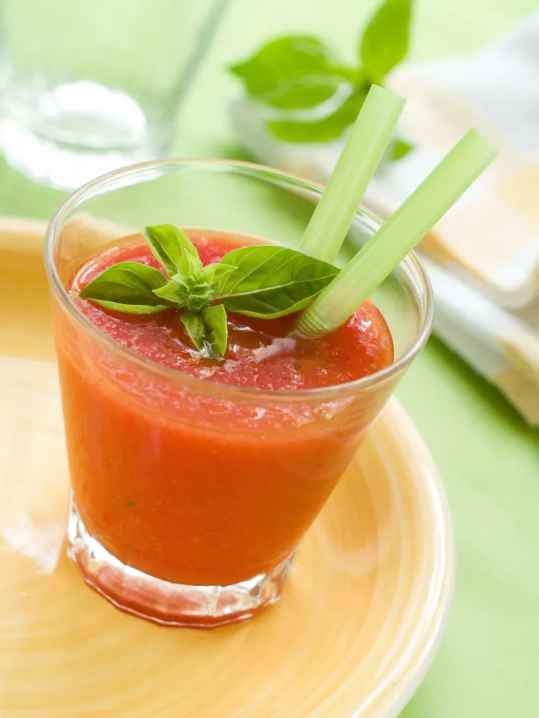 Smoothie de légumes glacé