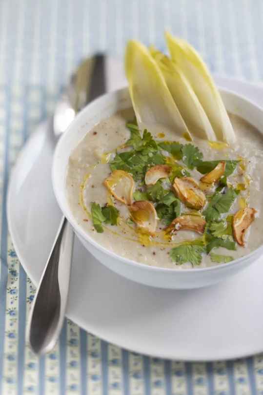 Soupe d'endives (chicons en Belgique)