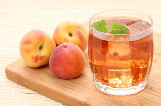Thé glacé menthe pêche