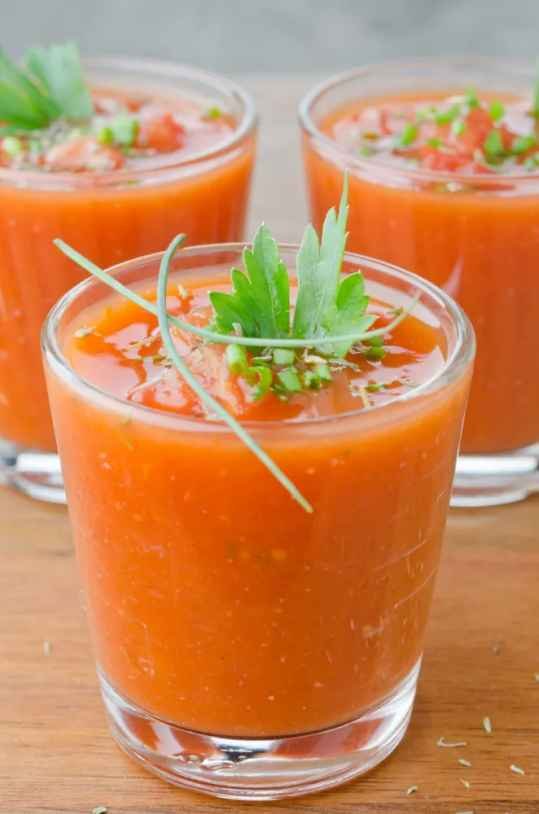 Soupe froide tomates poivrons