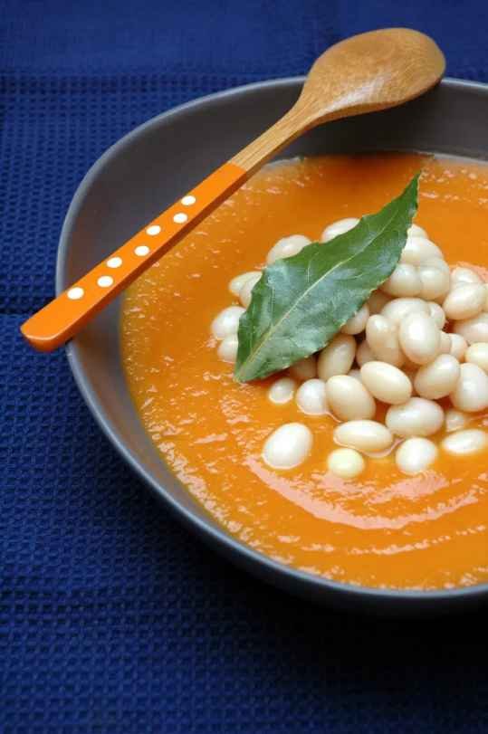 Velouté de potiron aux haricots blancs
