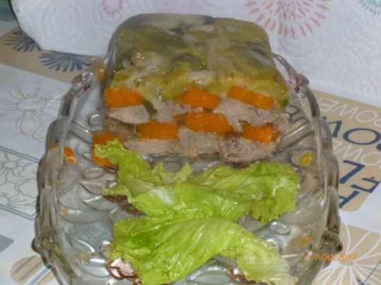 Langues de porc en gelée