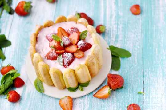 Charlotte aux fraises