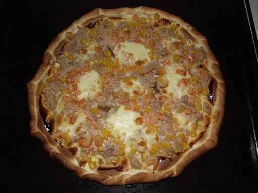 Pizza rapide de la mer (thon et crevettes)