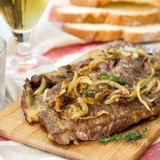 Bavette d'aloyau au piment et poivrons