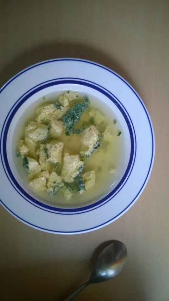 Soupe aux oeufs