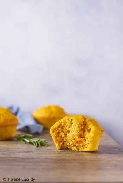 Muffins salés à la courge Butternut et Pesto Rouge