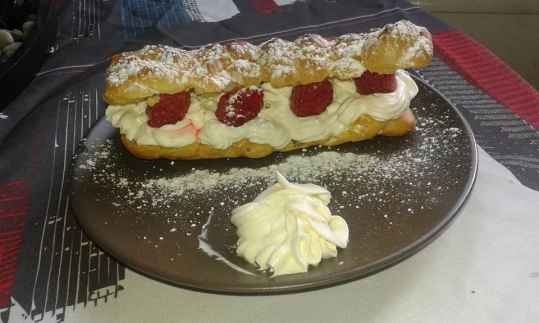 Eclair Chantilly - Framboise