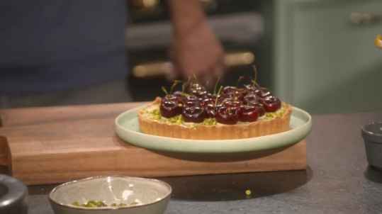 Tarte cerise pistache par Laurent Mariotte
