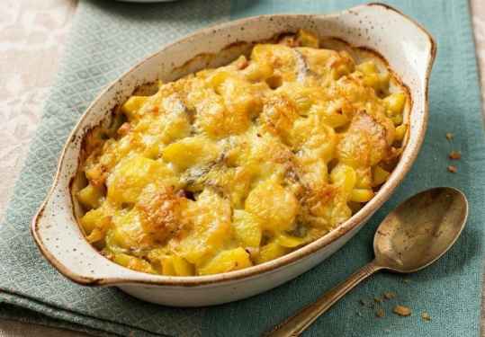 Gratin de pommes de terre au Morbier et Morteau