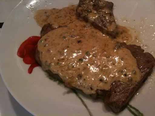 Entrecôte au poivre vert