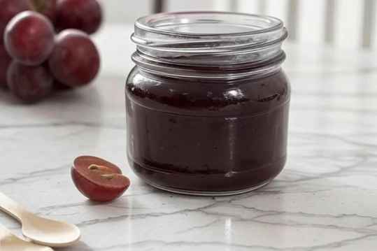 Confiture de raisins rouges
