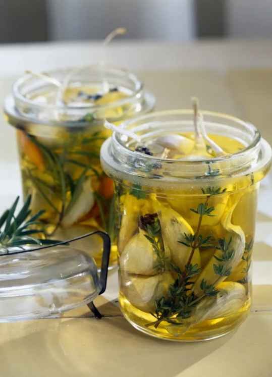 Ail confit en chemise