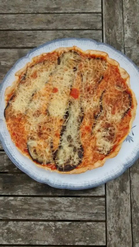 Tarte salée aux aubergines grillées