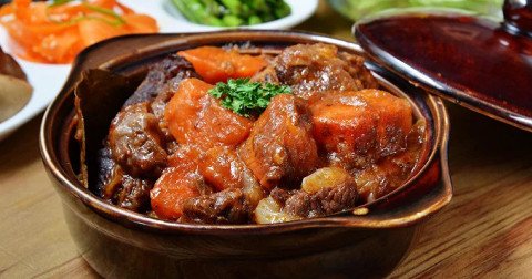 Ragoût à l'alsacienne aux trois viandes