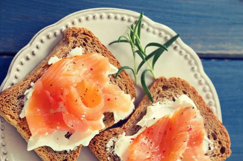 Toasts au saumon fumé