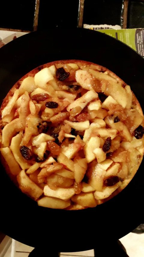 Gâteau rhum-raisin-pommes-cannelle