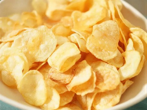 Chips de Pommes de Terre Classiques Faits Maison