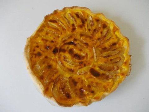 Tarte facile aux pommes et à la crème