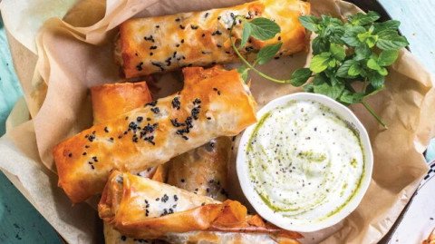 Bricks d’agneau et sauce aux herbes