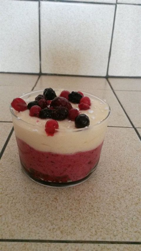 Tiramisu à la mousse de fruits rouges