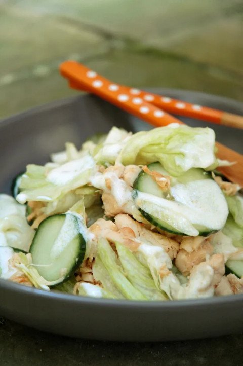 Salade de poulet sauce yaourt