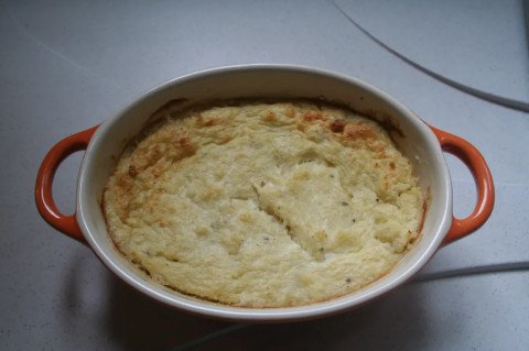 Soufflé au chou-fleur et gorgonzola